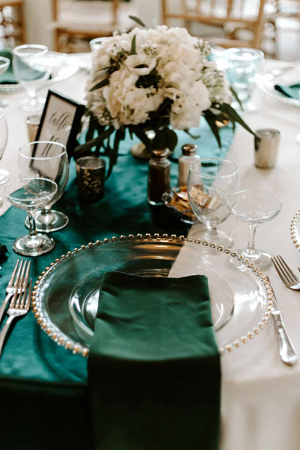 Open Seating vs Assigned Seating - Just Marry Weddings - Photos with Jill