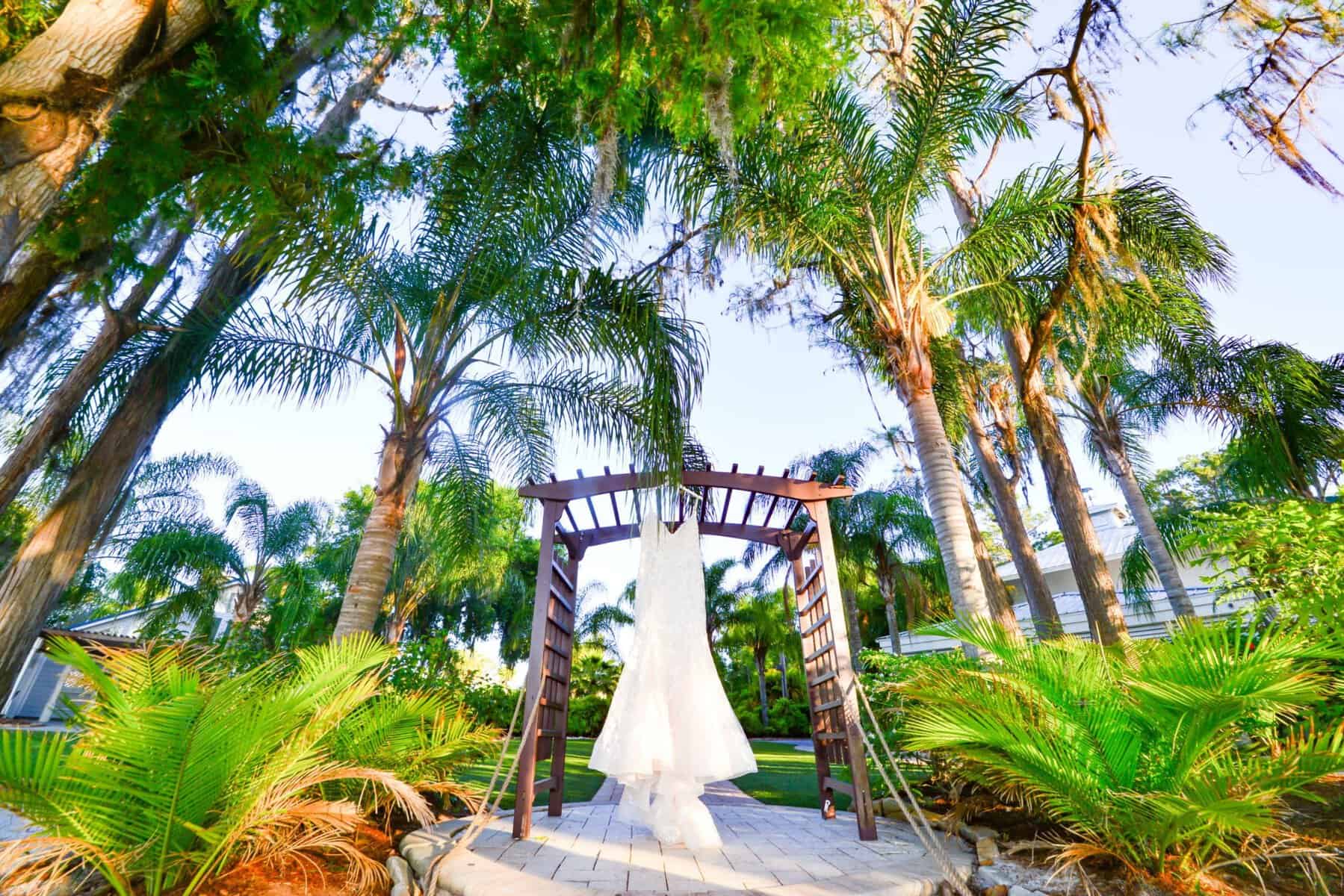 Paradise Cove Wedding - Just Marry Weddings - Misty Miotto Photography