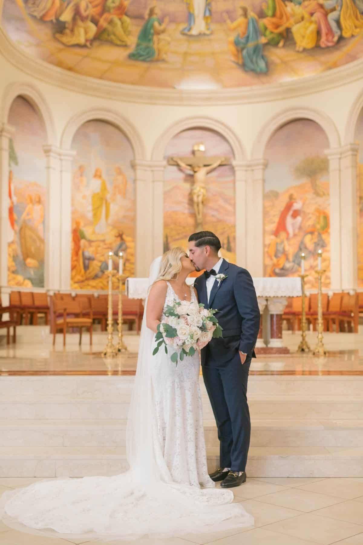 Orlando Tent Wedding - Just Marry Weddings - Photography by Avery