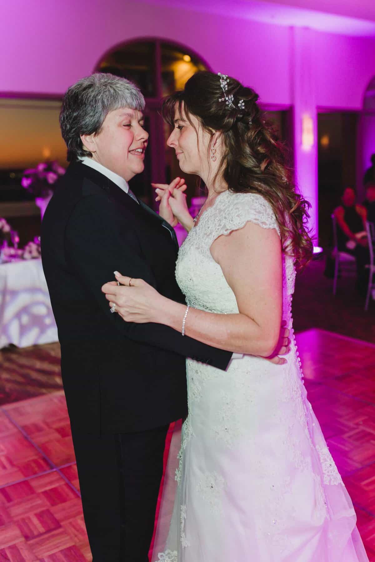 Golf Course Wedding - Just Marry Weddings - Angels Kiss Photography