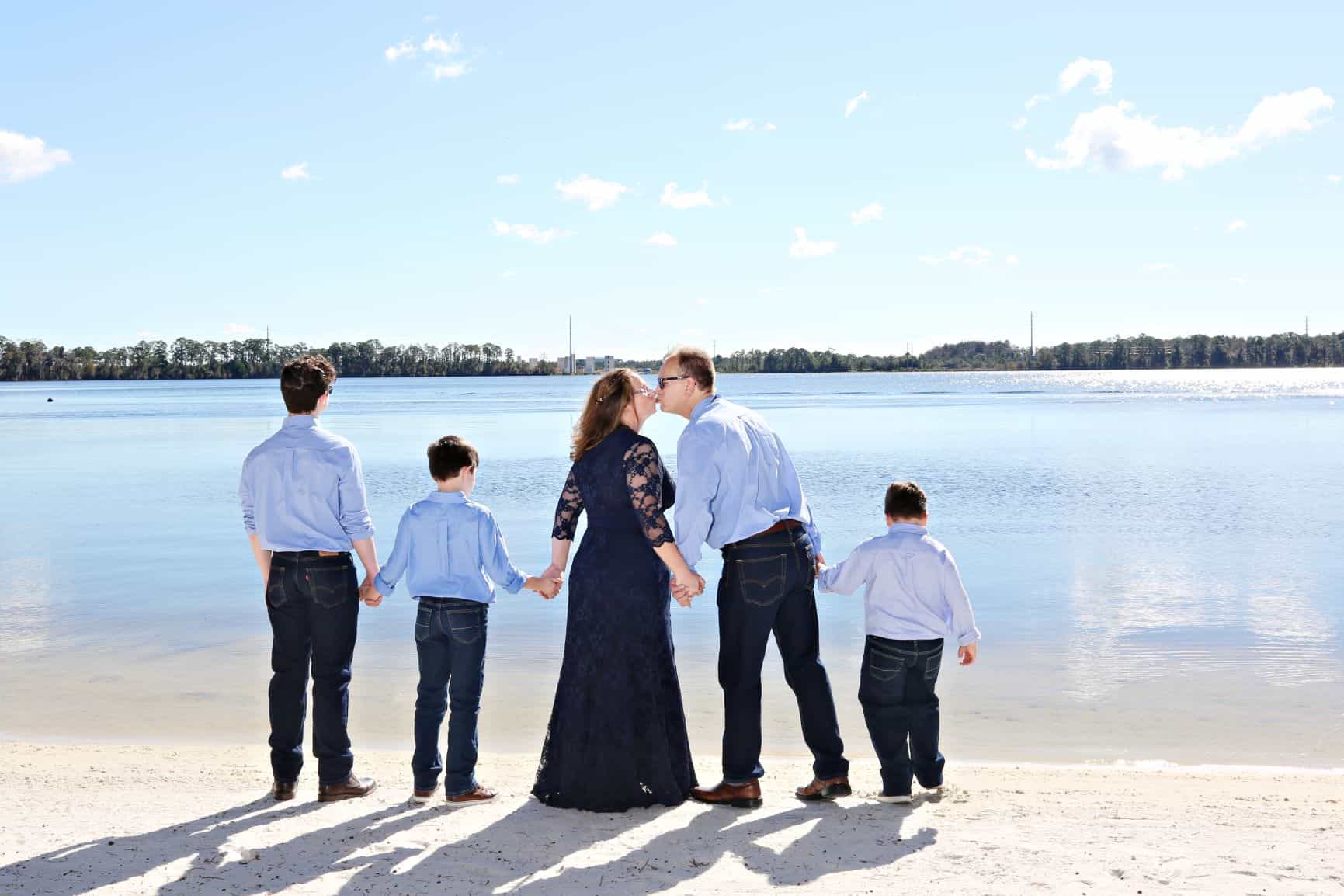 Family Wedding - Just Marry Weddings - Regina Hyman Photography