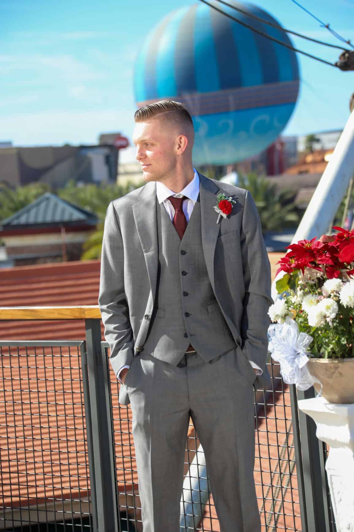 Holiday Wedding - Just Marry Weddings - Chapman Photography - Paddlefish