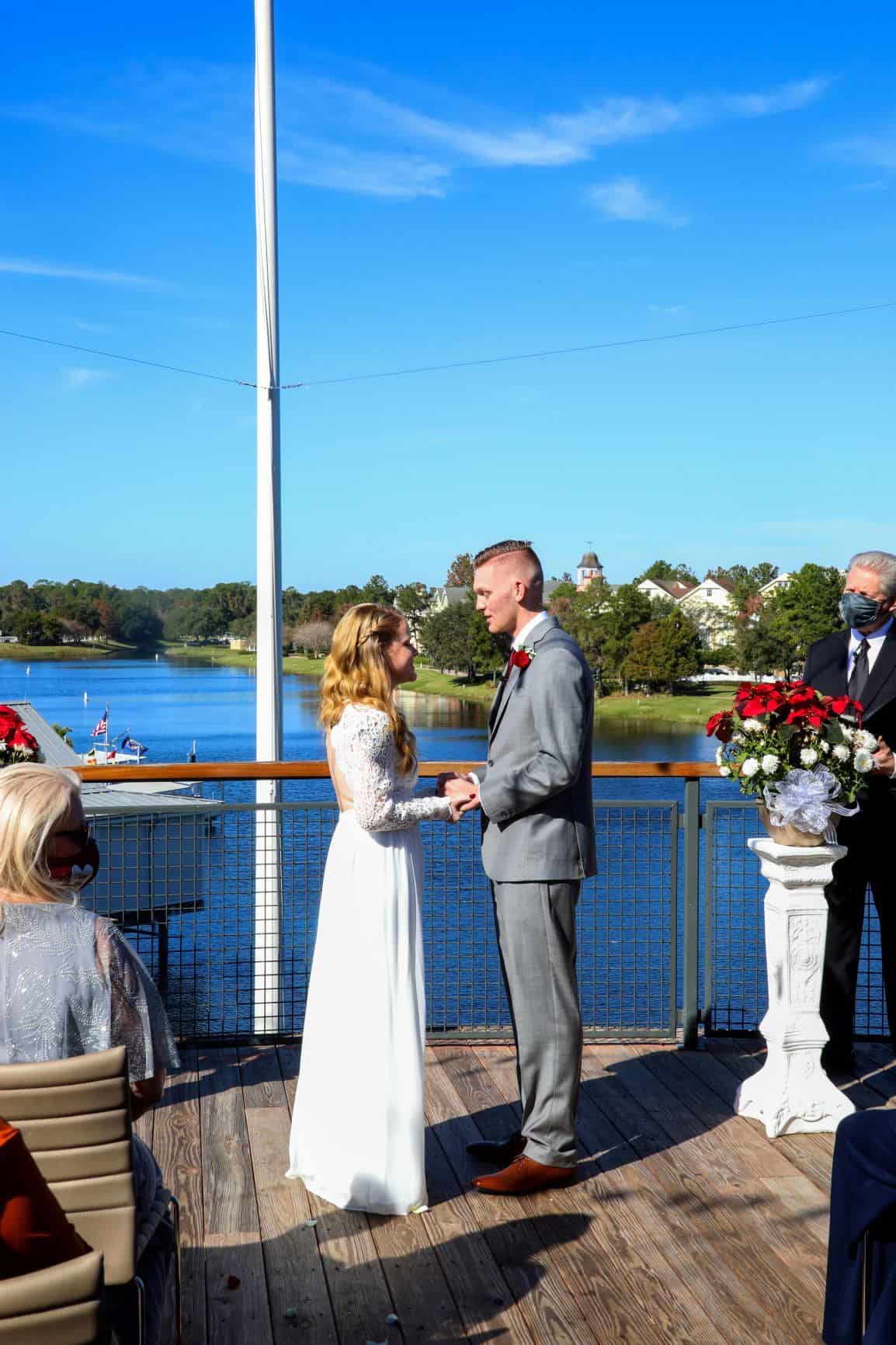 Holiday Wedding - Just Marry Weddings - Chapman Photography - Paddlefish