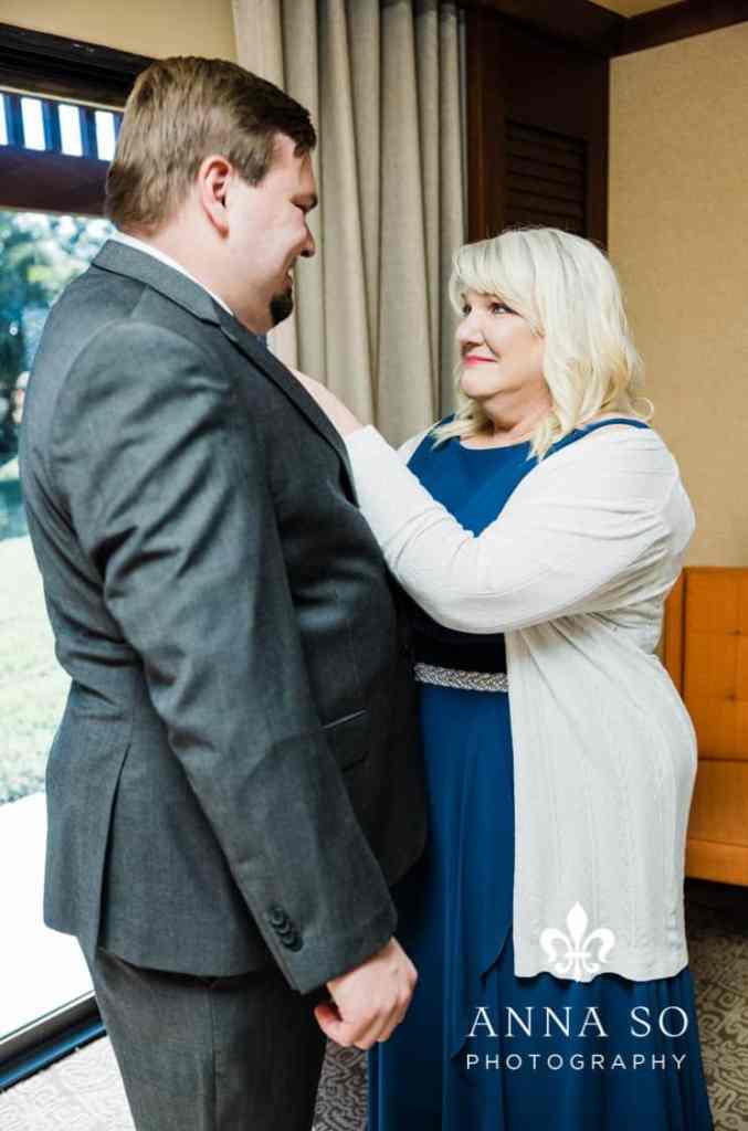Disney Micro Wedding - Just Marry Weddings - Anna So Photography - Getting Ready