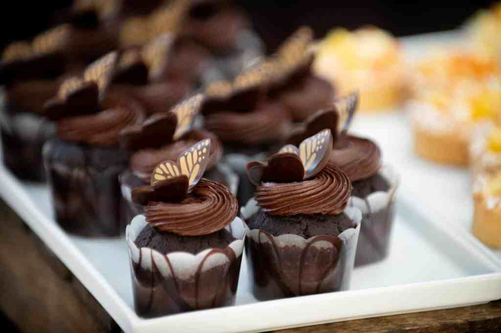 January Wedding - Just Marry Weddings - Nova Imagery - Cupcakes