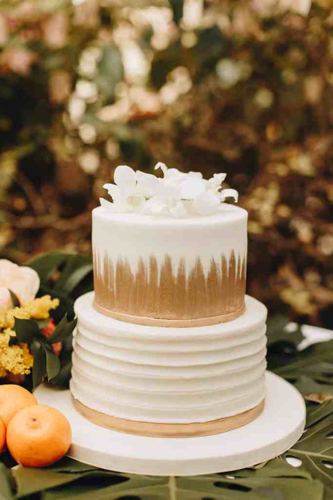 Summer Wedding Cake - Just Marry Weddings - Sydney Marie Photography