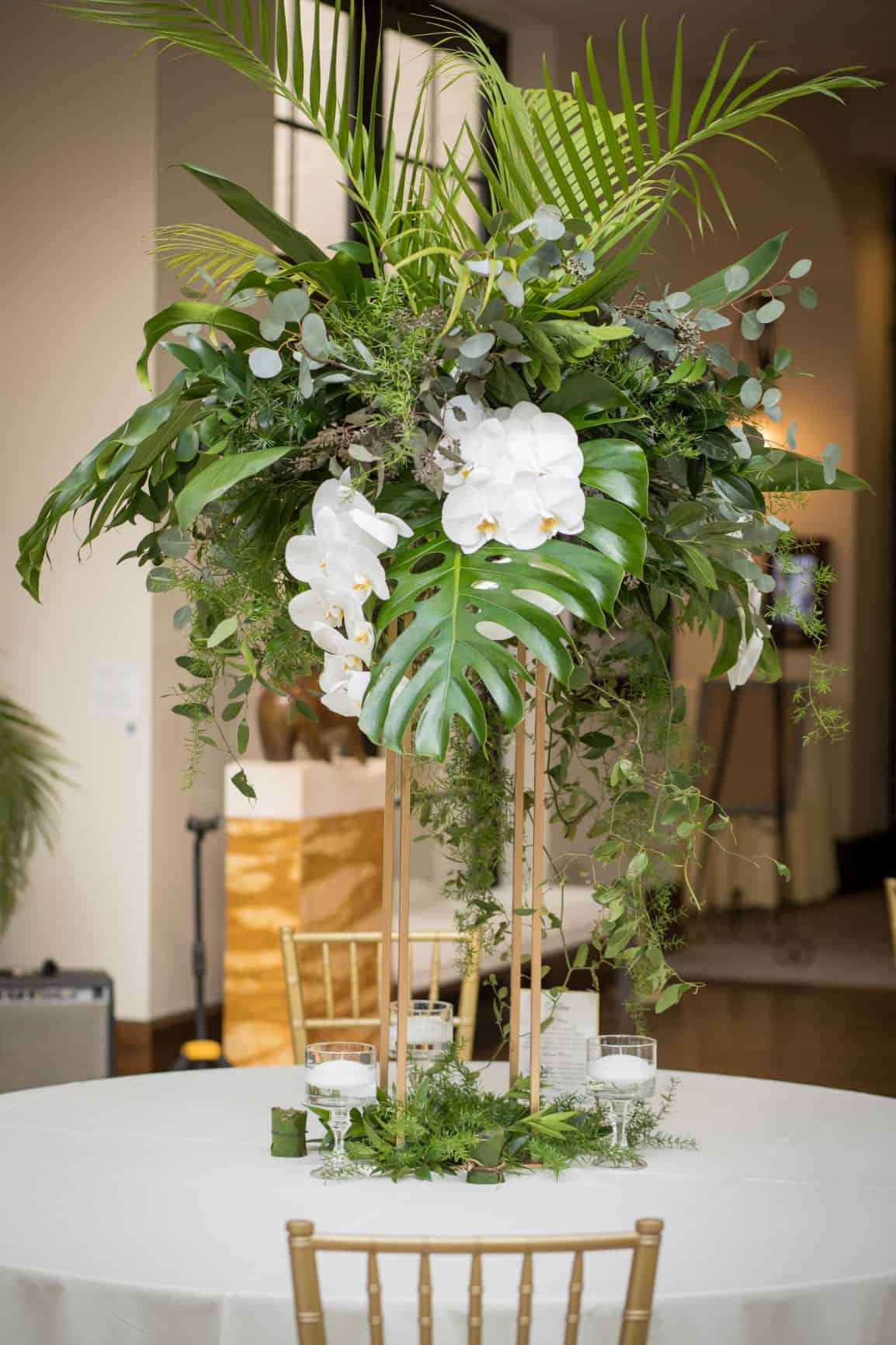 Tropical Wedding - Just Marry Weddings - PB&J Studios - Centerpiece