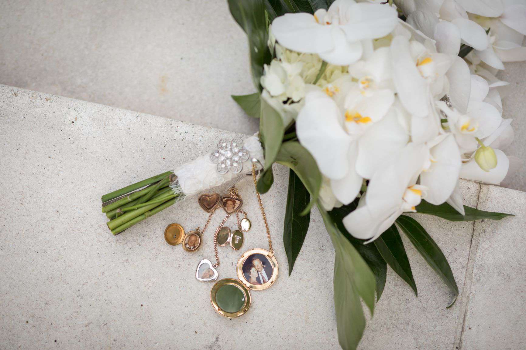 Tropical Wedding - Just Marry Weddings - PB&J Studios - Bouquet