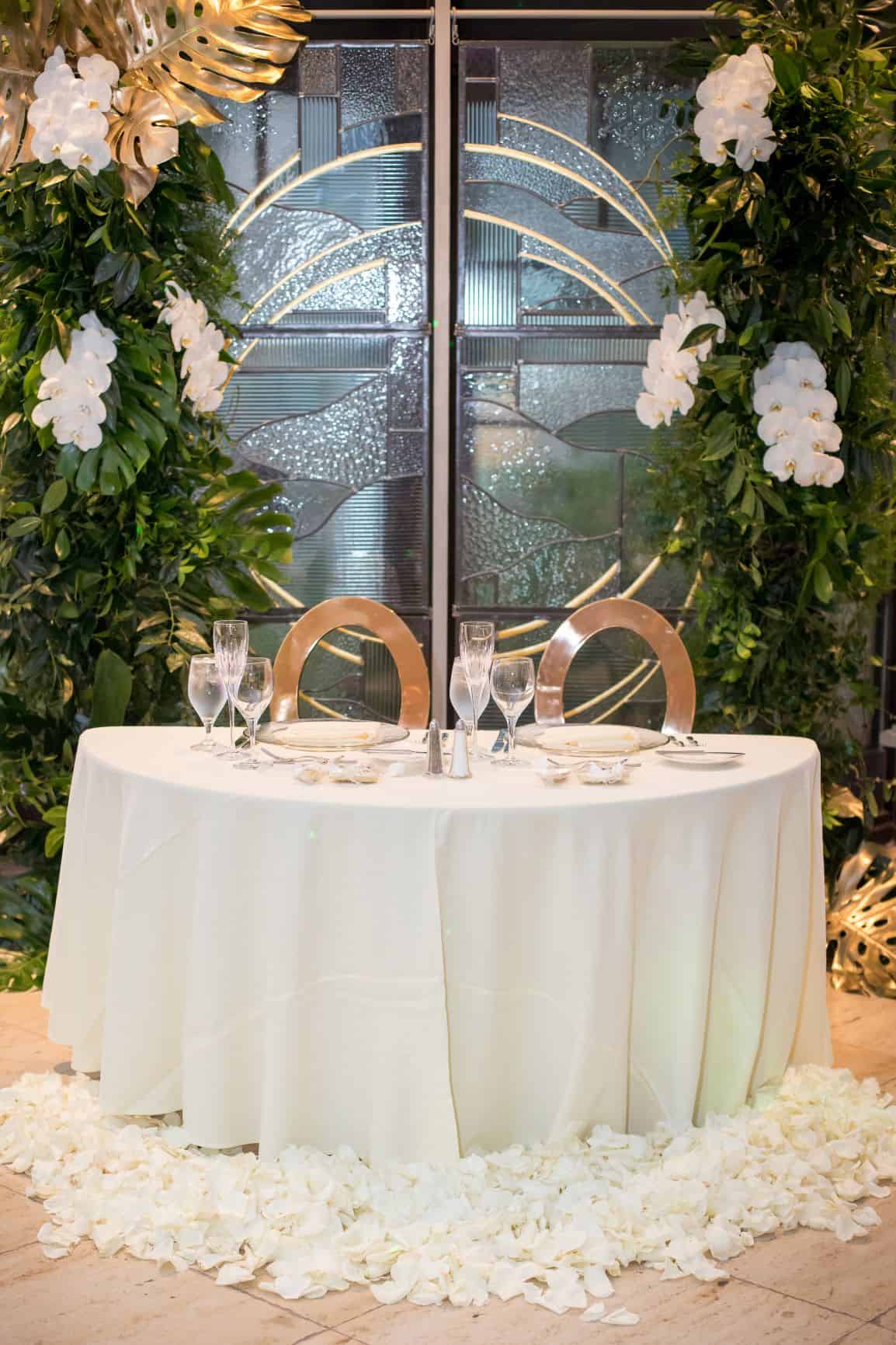 Tropical Wedding - Just Marry Weddings - PB&J Studios - Sweetheart Table