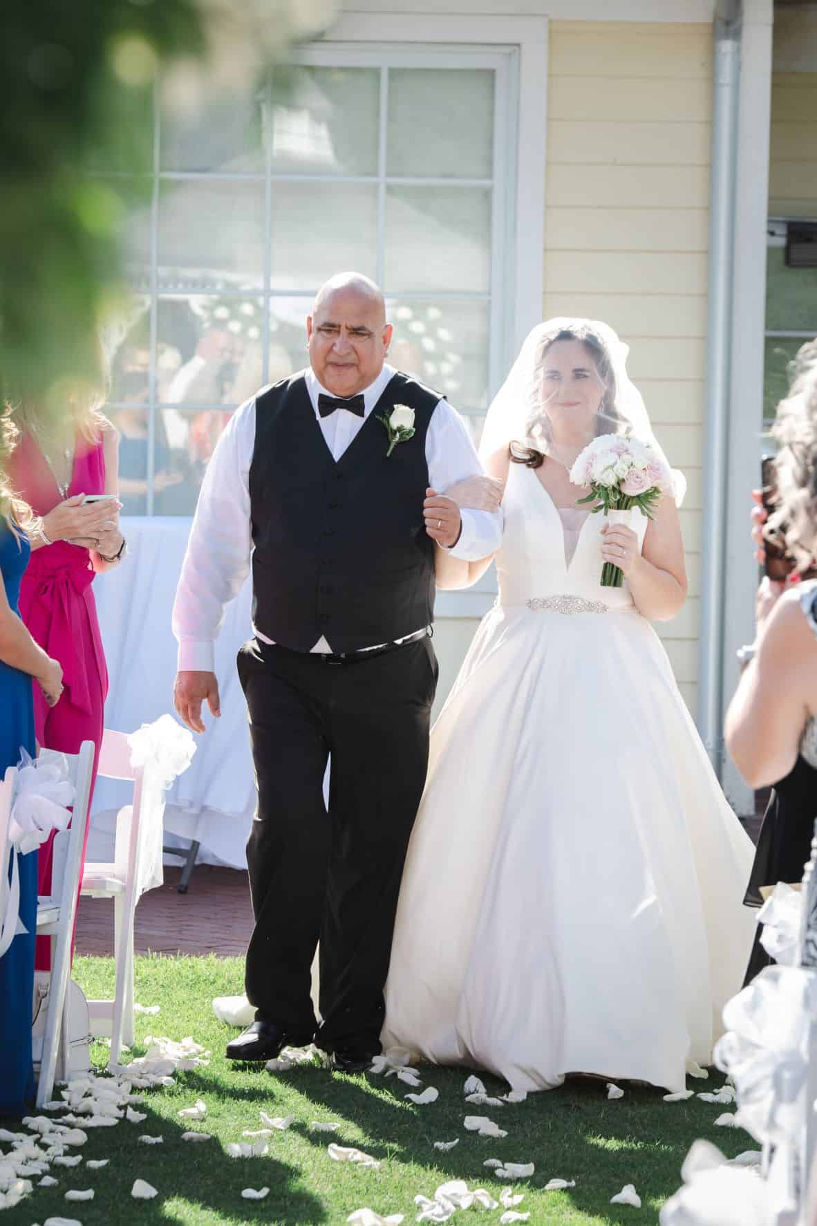 June Wedding - Just Marry Weddings - Alessandra Kutz Photography - Bride
