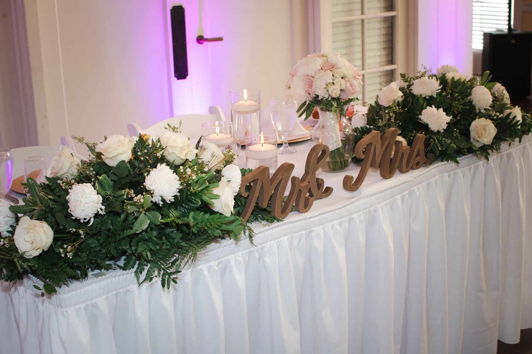 June Wedding - Just Marry Weddings - Alessandra Kutz Photography - Reception Decor