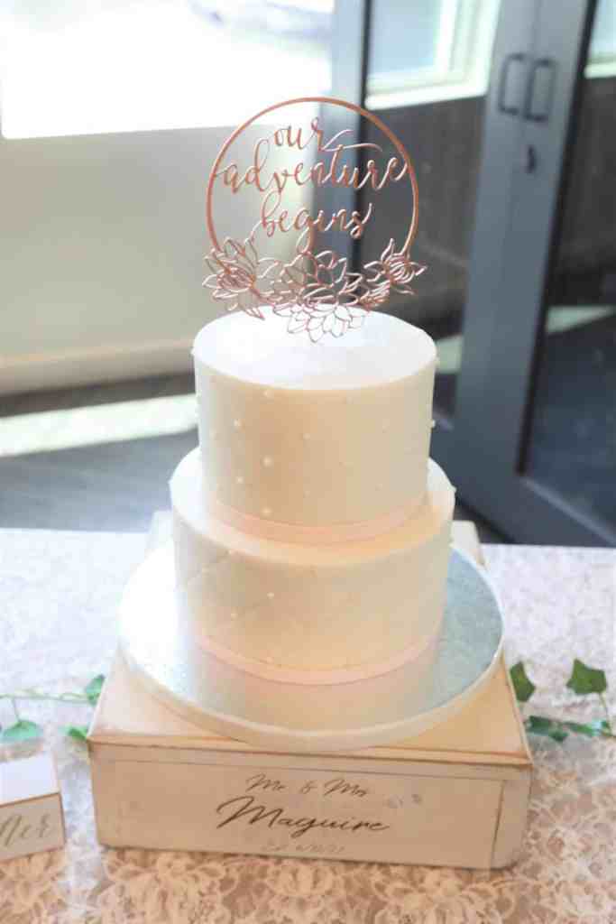 Outdoor Ceremony - Just Marry Weddings - Chapman Photography - Wedding Cake