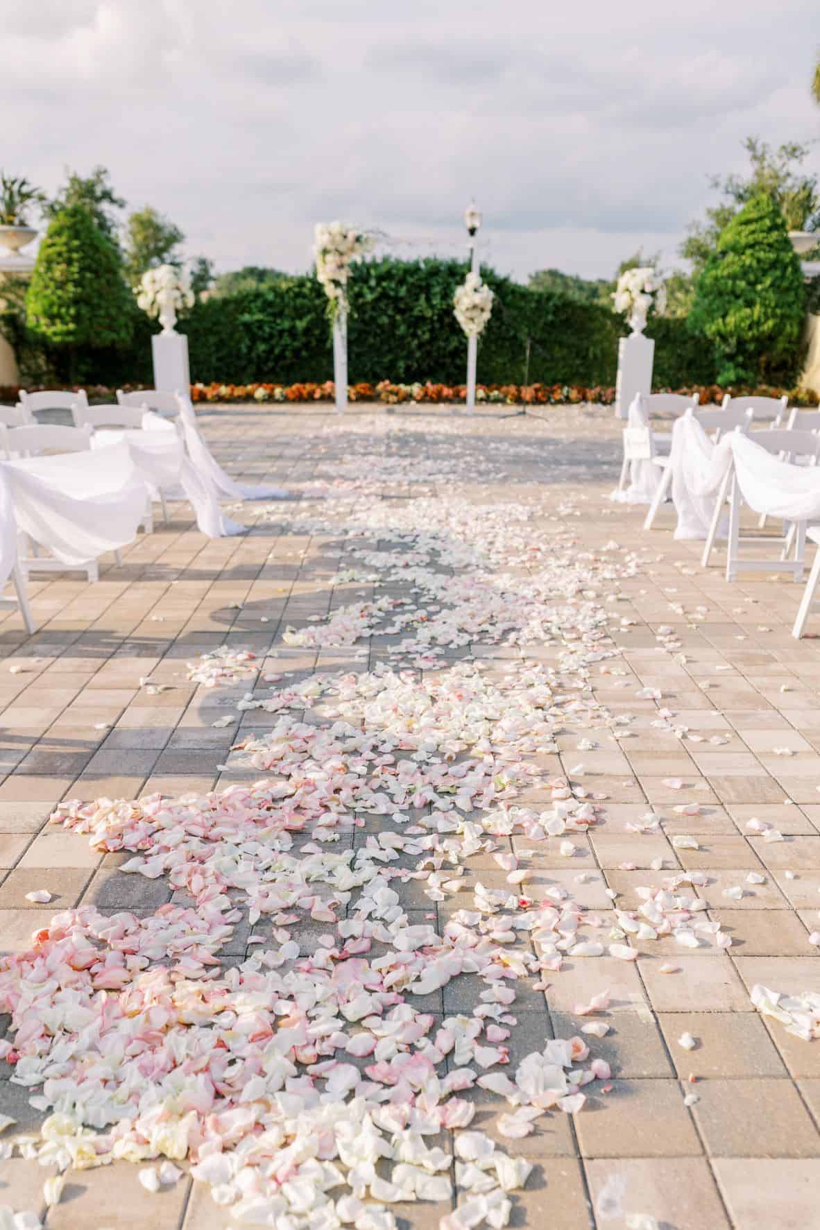 Orlando Wedding - Just Marry Weddings - Casie Marie Photography - Ceremony Decor