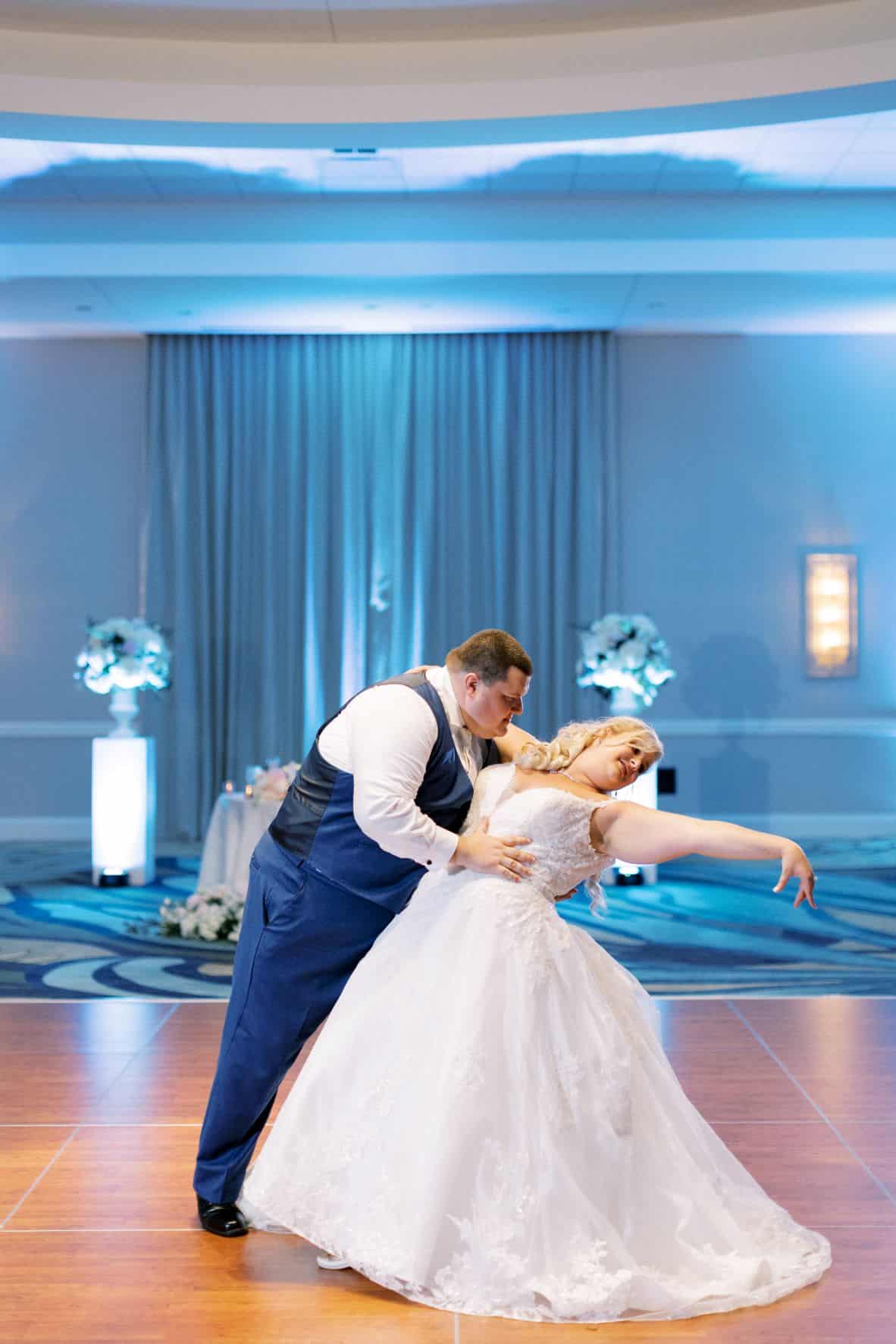 Orlando Wedding - Just Marry Weddings - Casie Marie Photography - First Dance