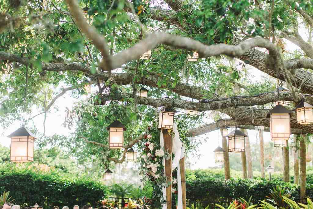 Wedding Backdrop Ideas - Just Marry Weddings - BLB Hacienda - Miranda Grey Photography - Lanterns