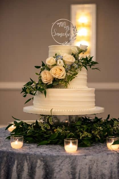 Dusty Blue Wedding Theme - Just Marry Weddings - Adrianza Pictures - Wedding Cake