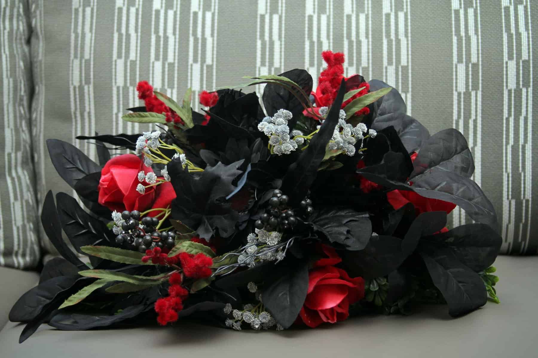 Gothic Wedding Theme - Just Marry Weddings - Ginger Midgett Photography - Flowers