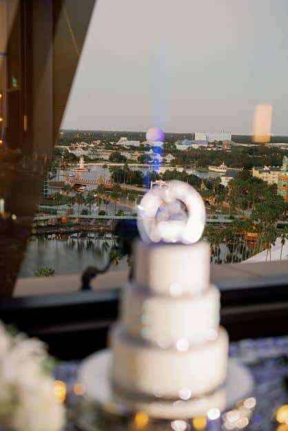 Fairytale Wedding - Just Marry Weddings - Fantasmic Photography - Wedding Cake Vue