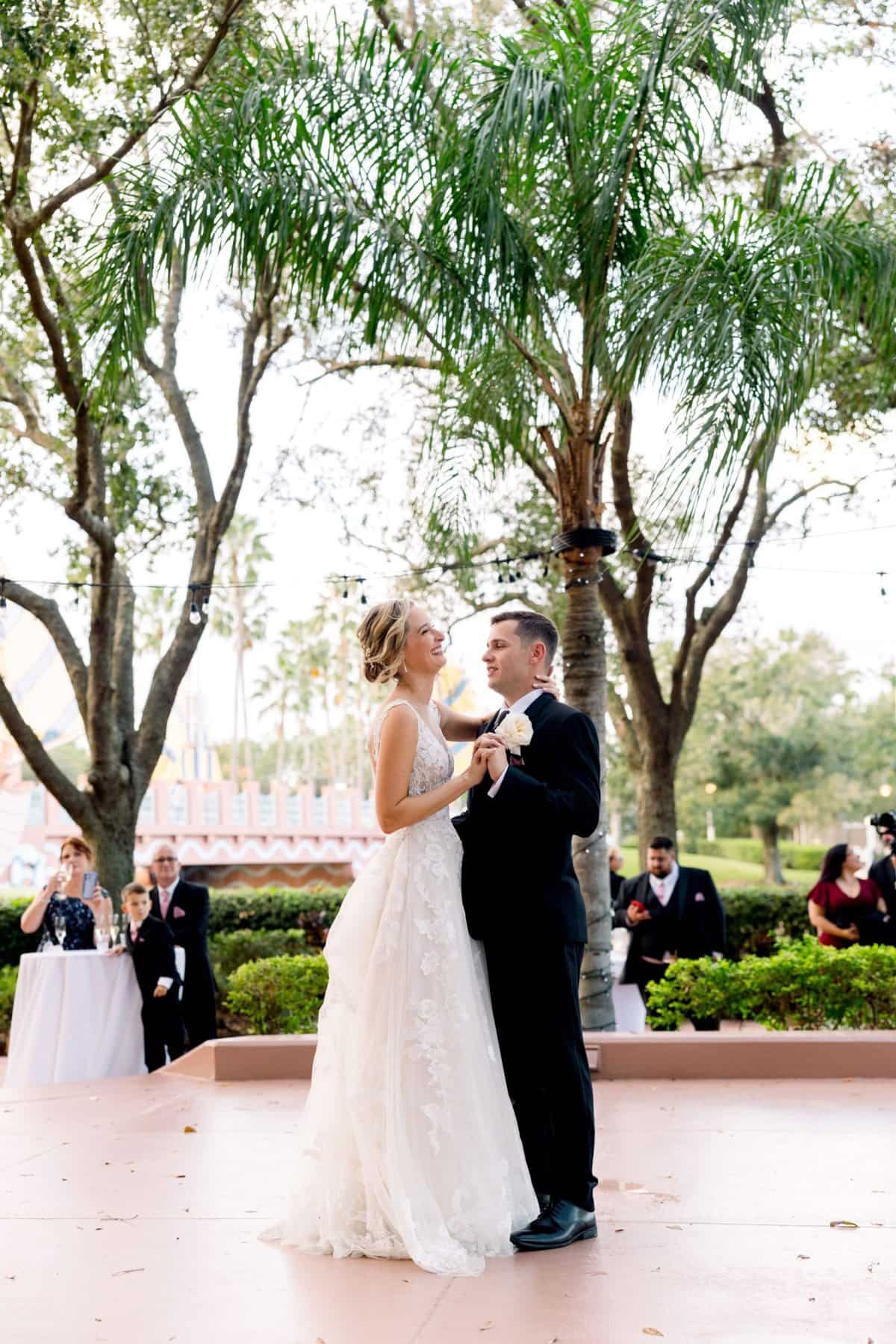 Blush and Gold Wedding - Just Marry Weddings - Cona Studios - First Dance