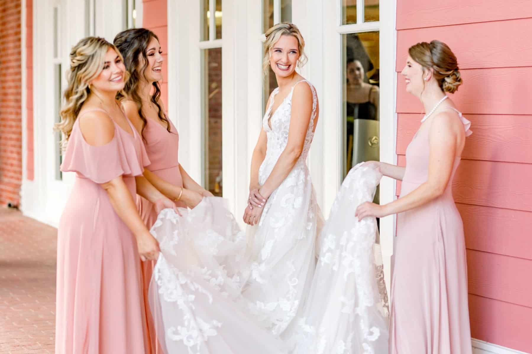 Blush and Gold Wedding - Just Marry Weddings - Cona Studios - Wedding Party