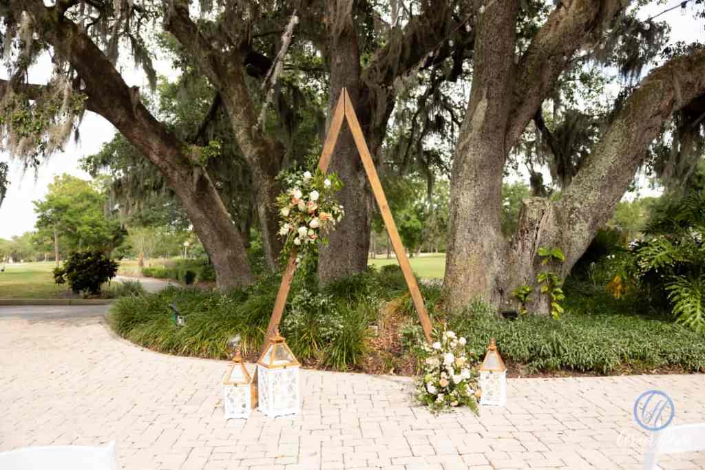Gold Course Wedding Venue - Just Marry Weddings - Corner House Photography - Ceremony Decor