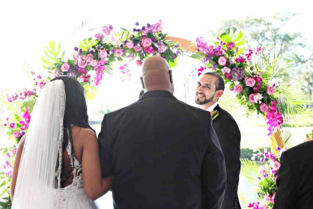 Bride arriving at the altar