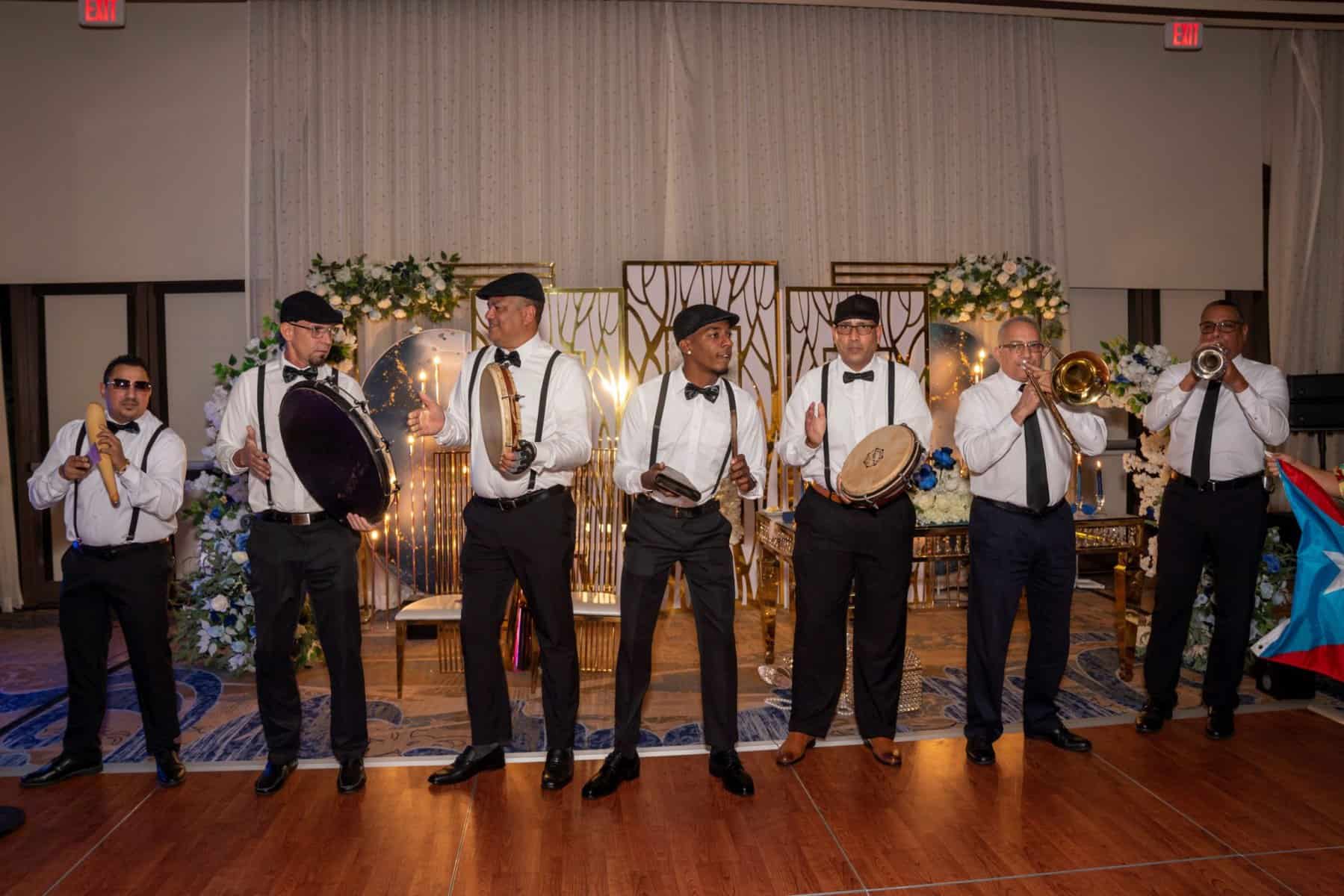 Salsa band