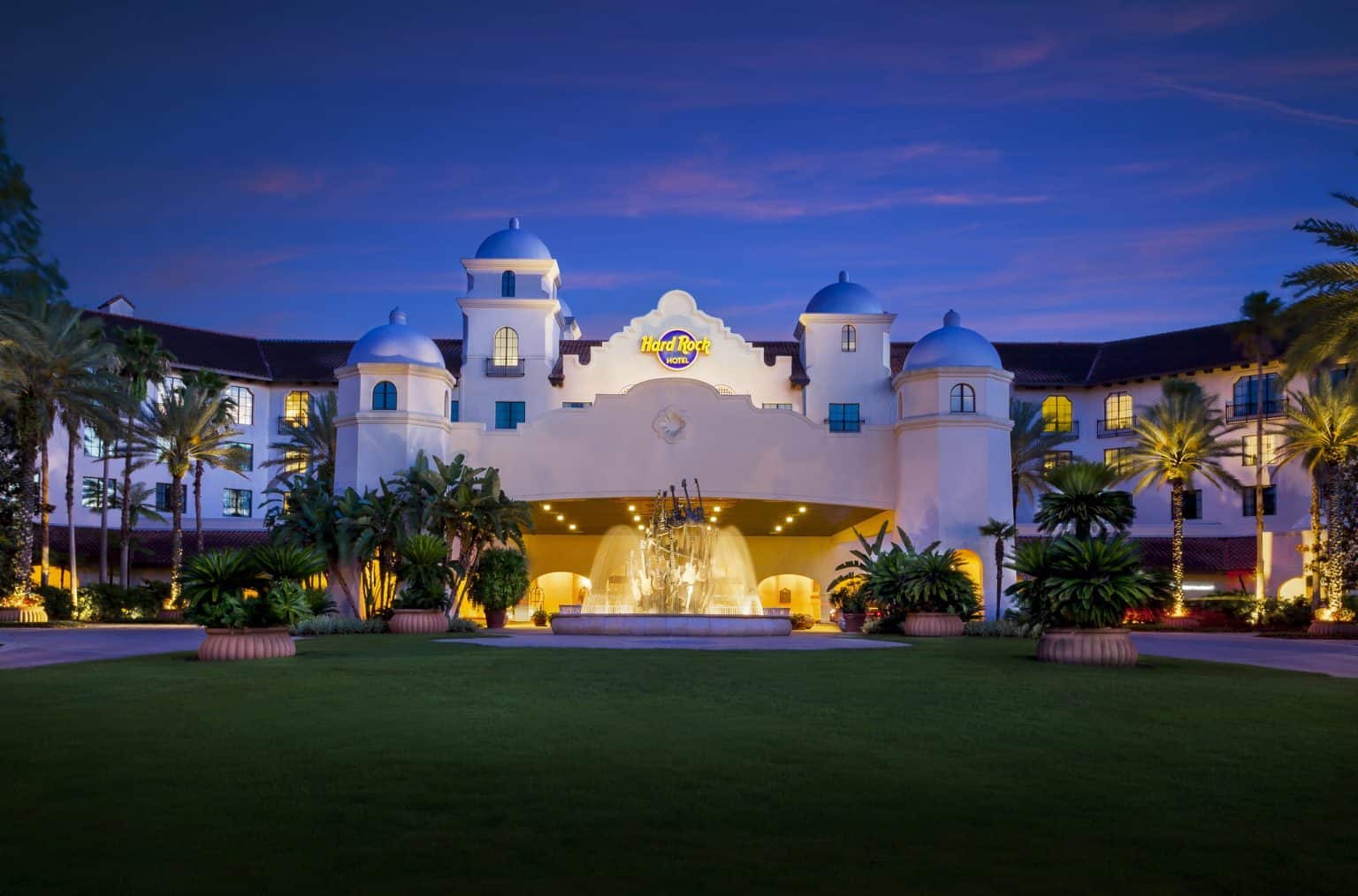 Universal Studios wedding venue - the Hard Rock Hotel