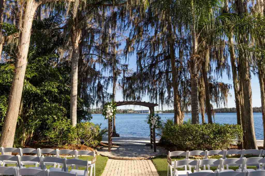 Wedding ceremony at Paradise Cove Orlando