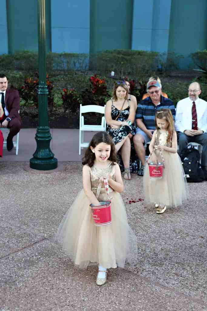 Christmas wedding at the WDW Swan and Dolphin Resort