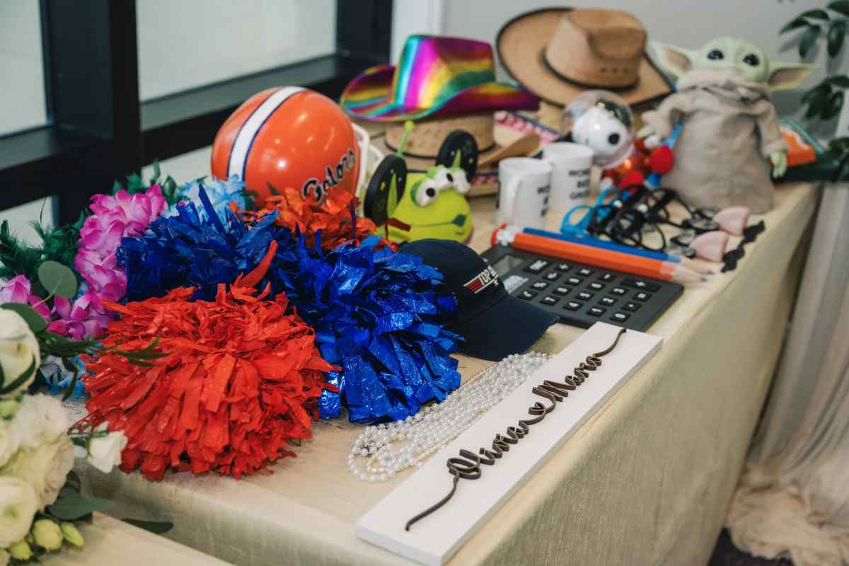 Photo booth items