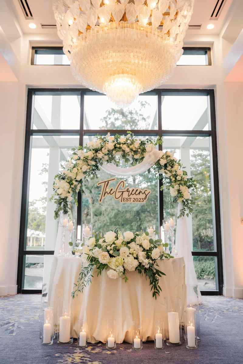 White and green wedding reception at the Hyatt Regency Grand Cypress