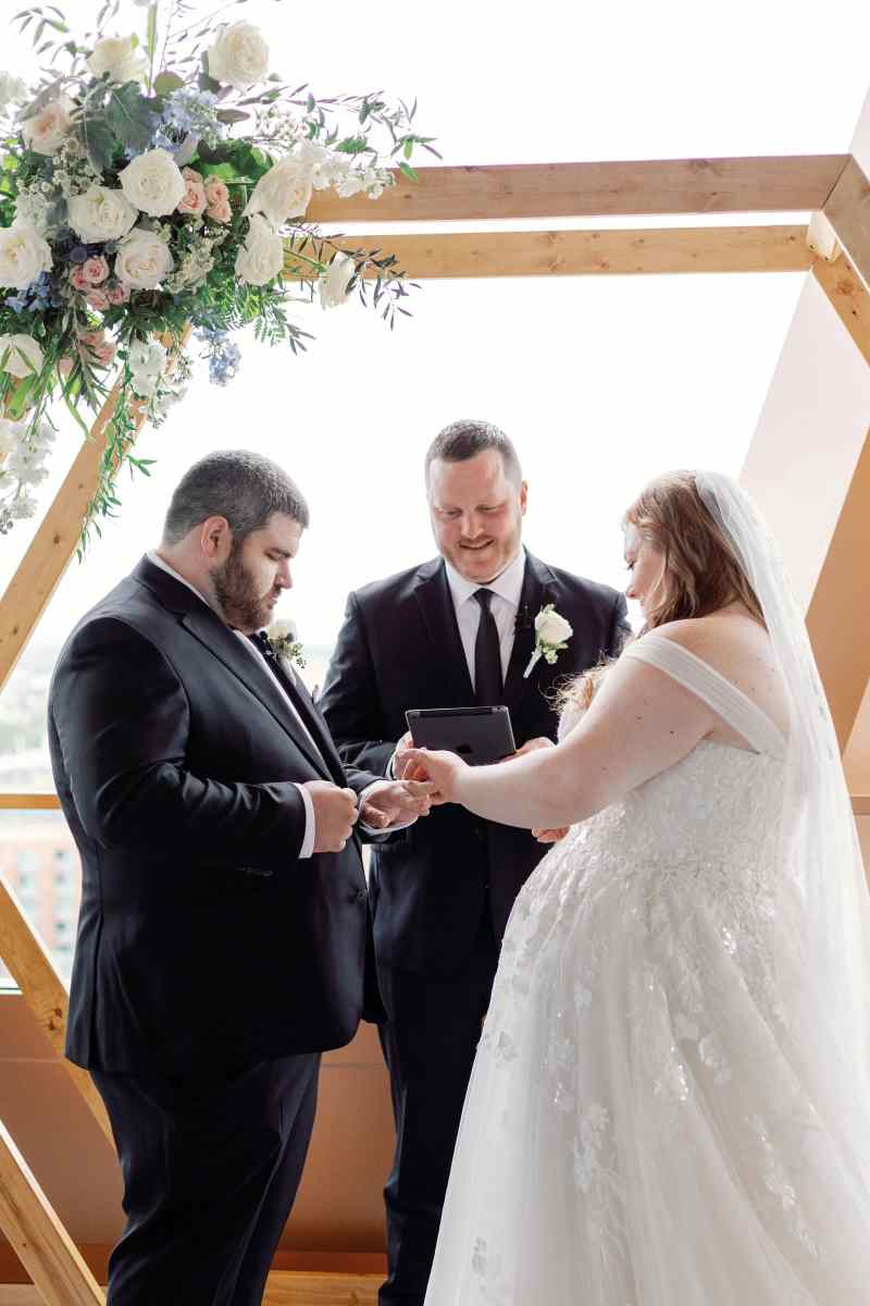 Balcony wedding on the WDW Swan Reserve's Vue Terrace