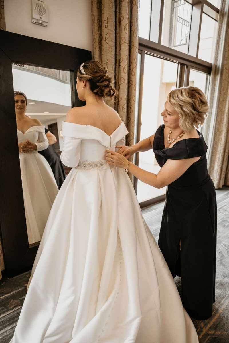 Bride getting ready for the wedding