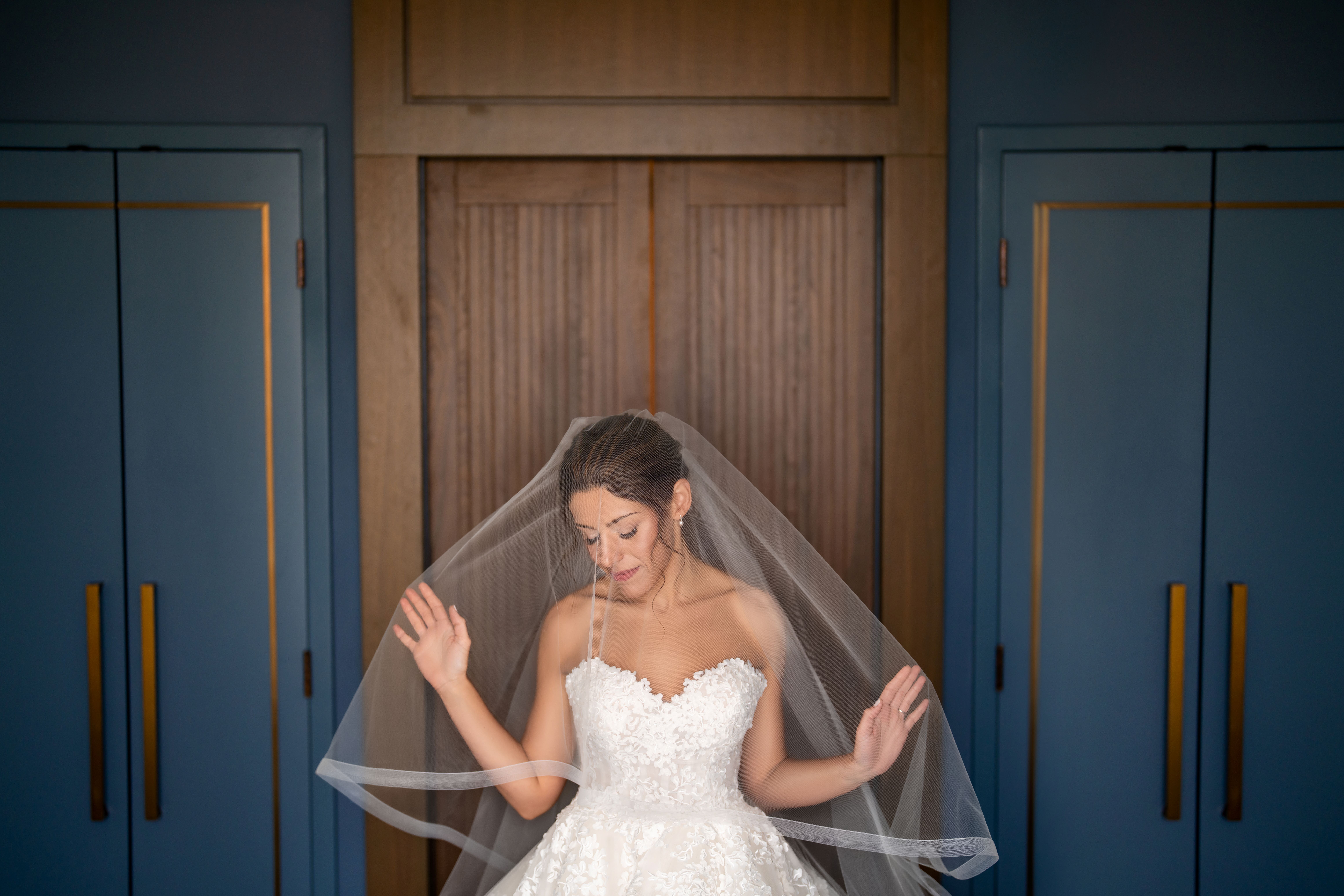 Bridal portraits at the WDW Swan Reserve