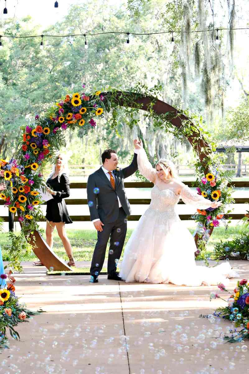 Outdoor garden wedding at BLB Hacienda in Orlando