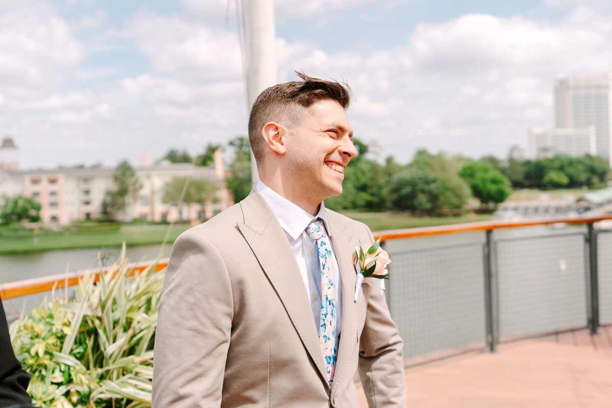 Wedding ceremony at Paddlefish Disney Springs