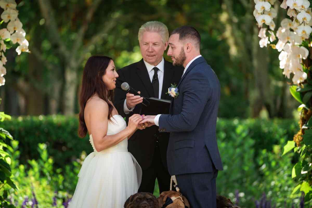 Outdoor wedding in the Hard Rock Hotel's Butterfly Garden