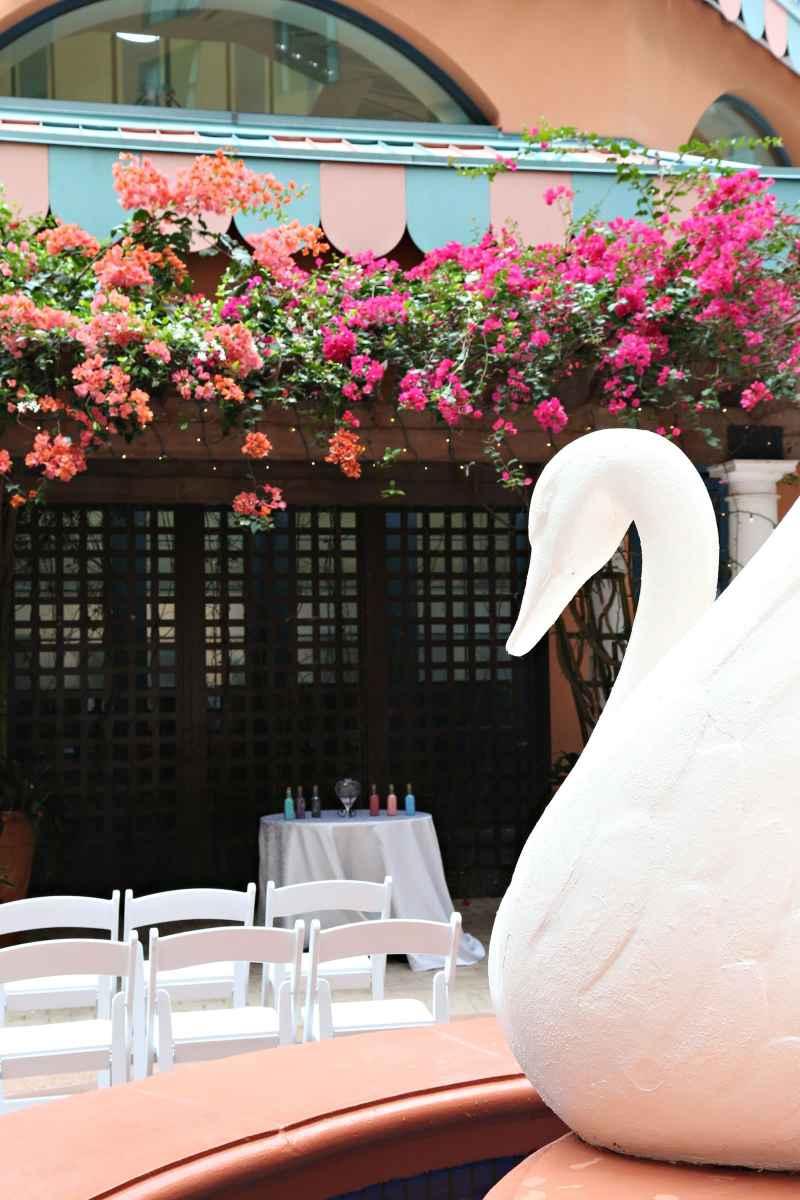 WDW Swan vow renewal