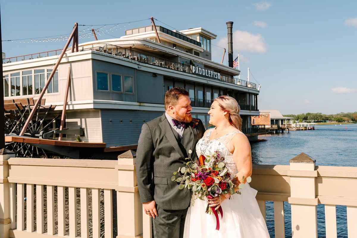 Bride and groom at Paddlefish