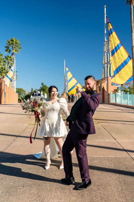 bride and groom at Boardwalk