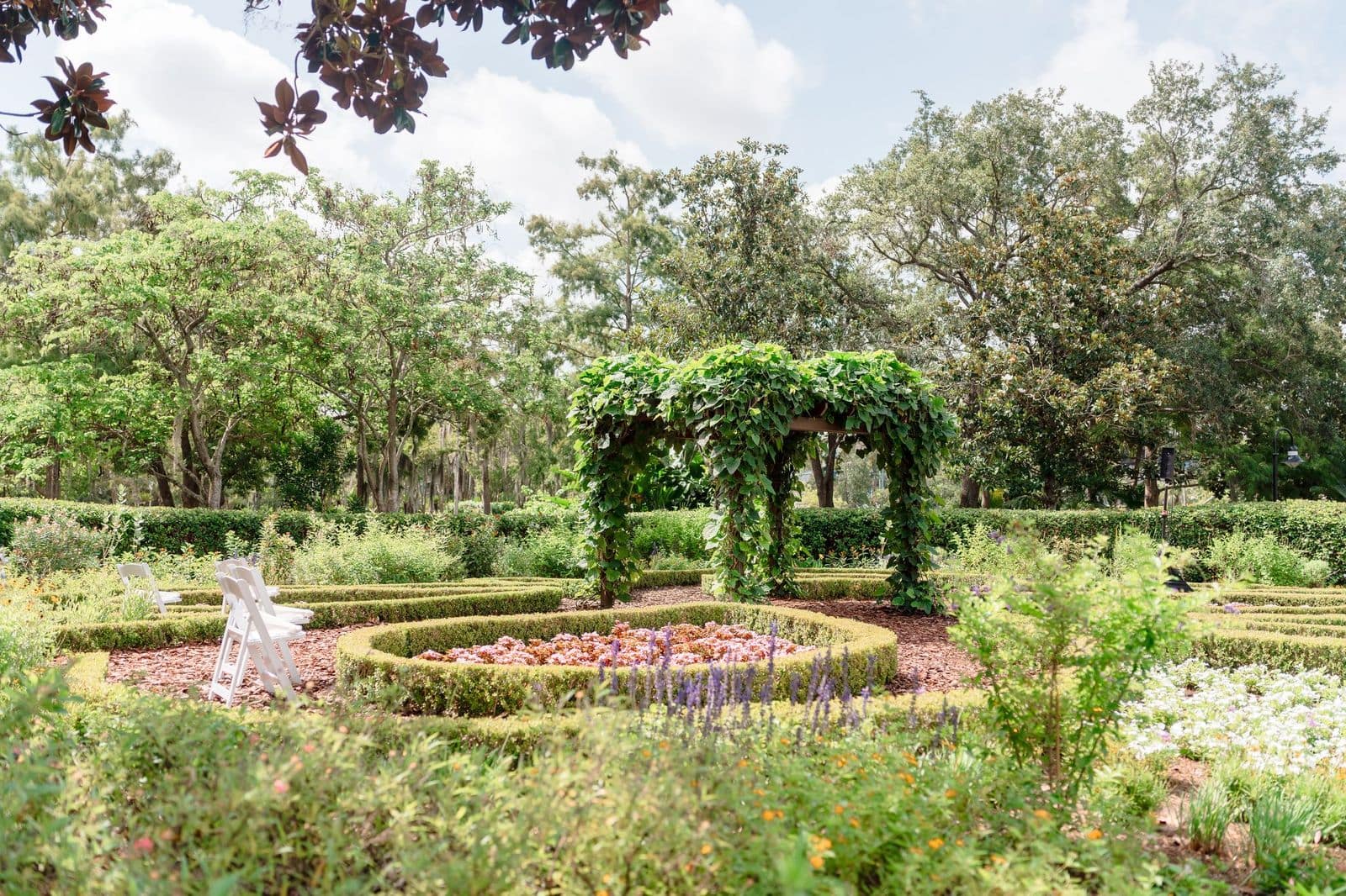 Garden wedding ceremony at Orlando hotel venue